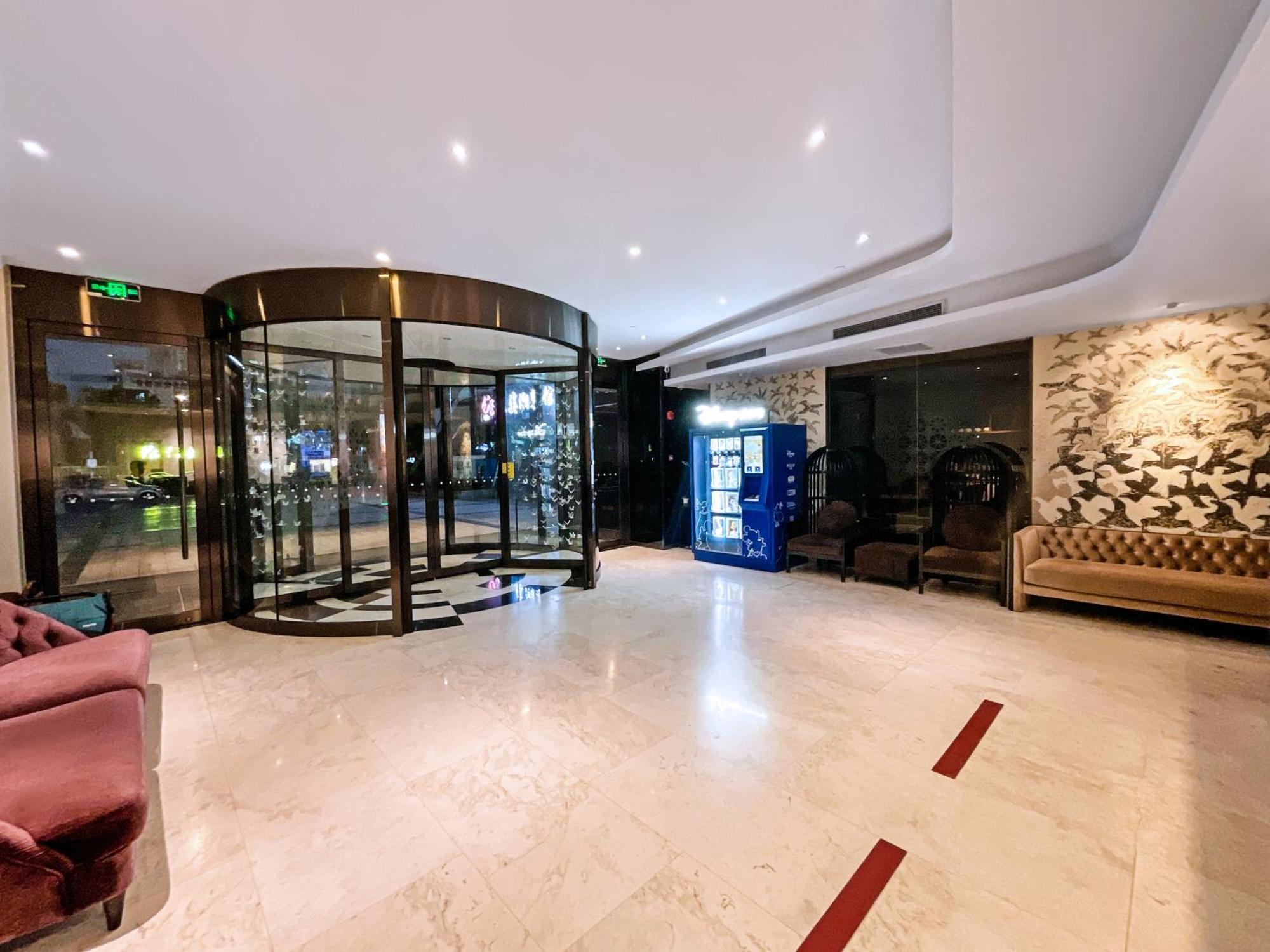 Crystal Orange International Tourism Chuansha 4*