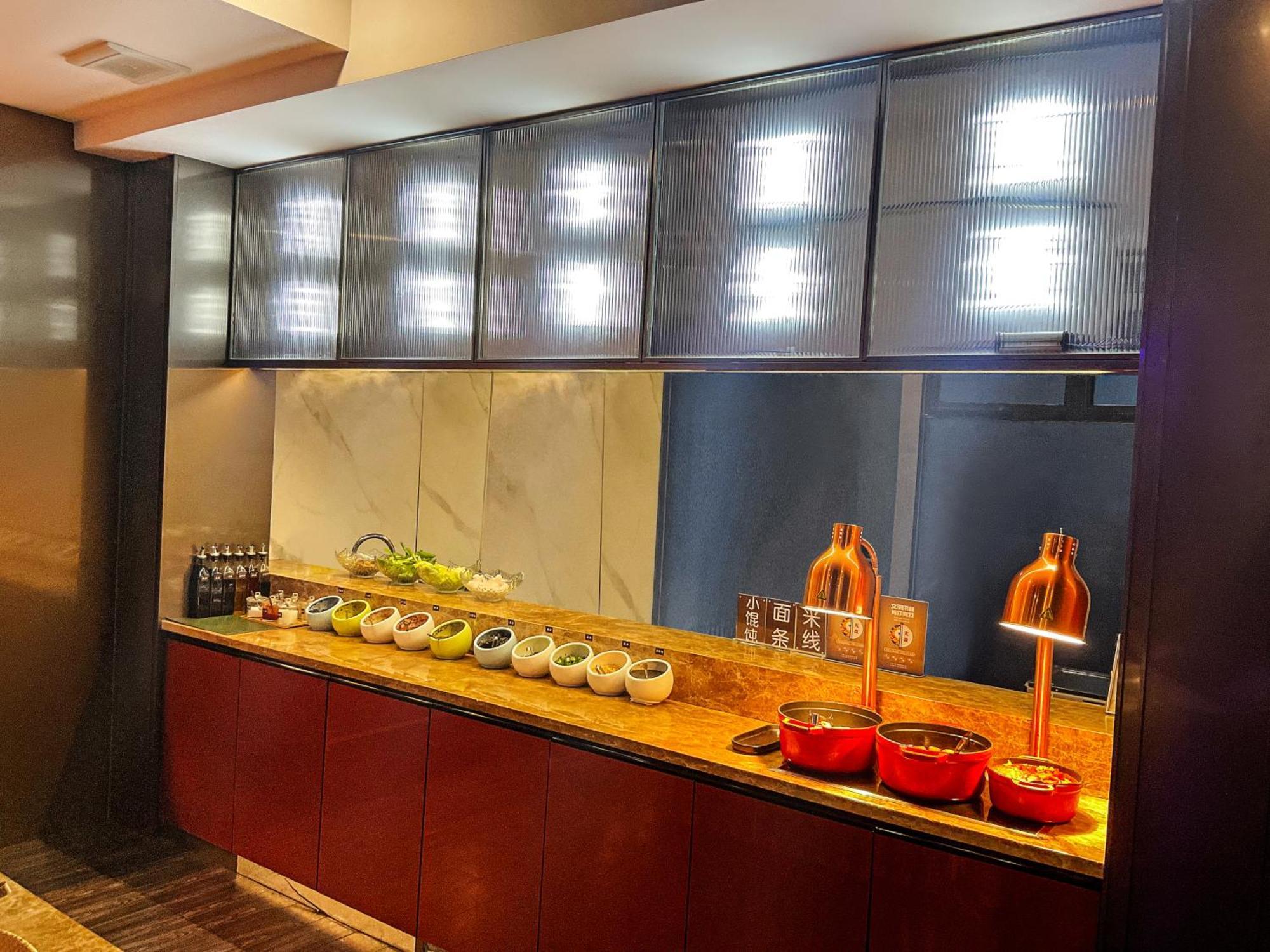 Hotel Crystal Orange International Tourism Chuansha Shanghai